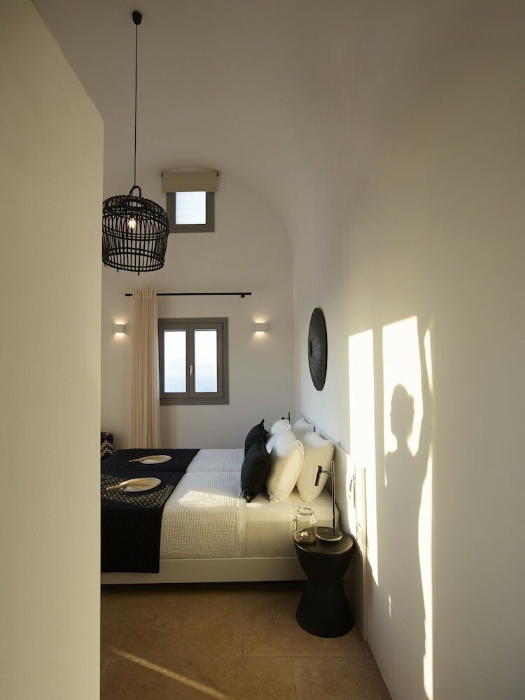 Фото Absolute Paradise Santorini- Adults Only