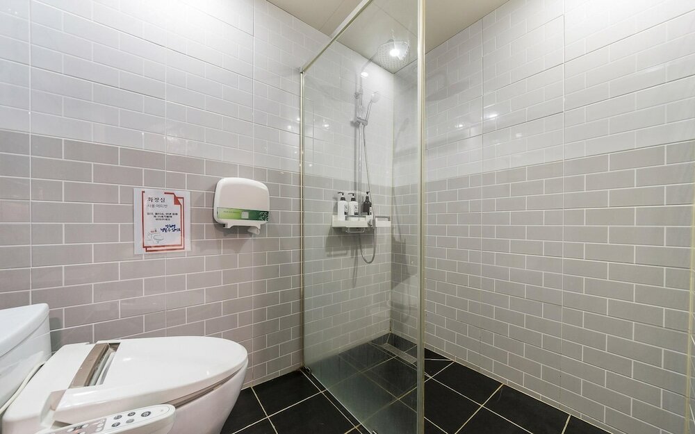 Фото Busan Yeonsandong Ambers	