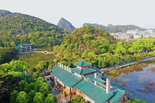 Гостиница Guilin Hantang Xinge Hotel Two Rivers and Four Lakes Branch в Гуйлине