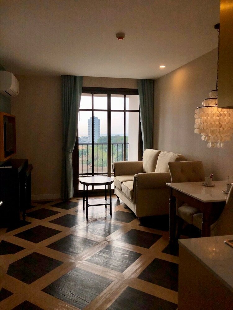 Фото Espana Condo Pattaya by Jc