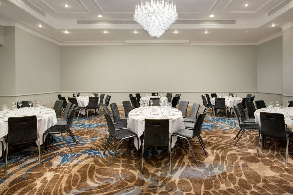 Фото Leonardo Royal Hotel Brighton Waterfront - Formerly Jurys Inn