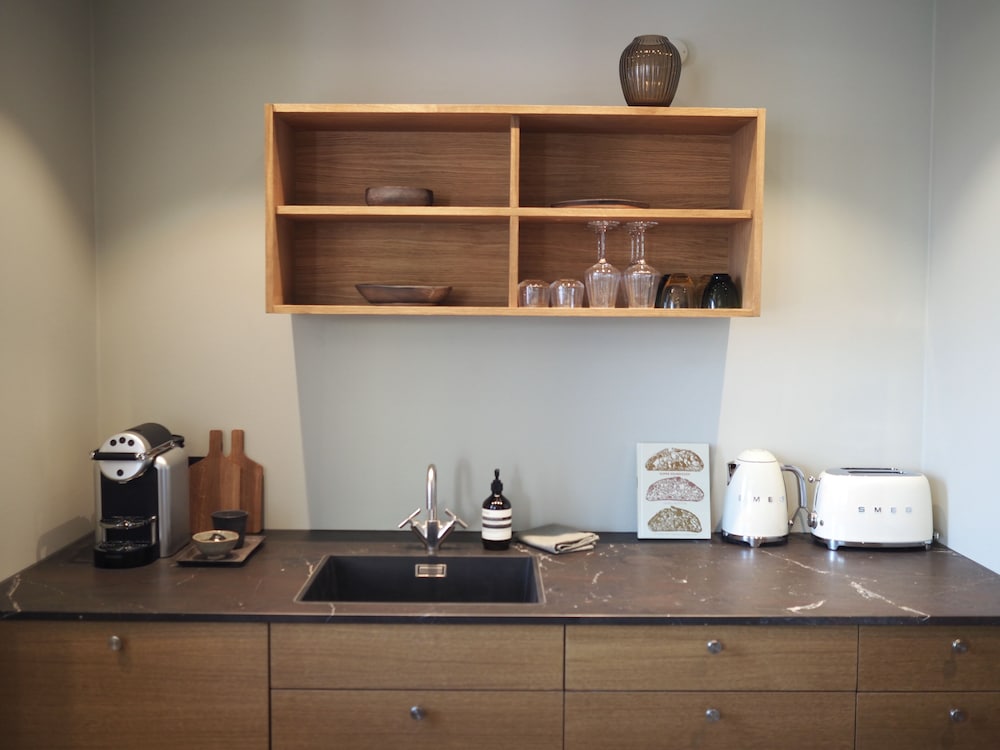 Фото Hypernym Hotel & Suites