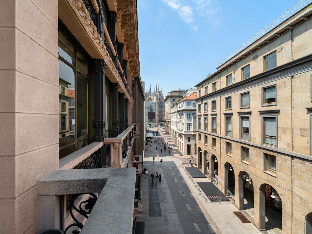 Фото Milan Adore