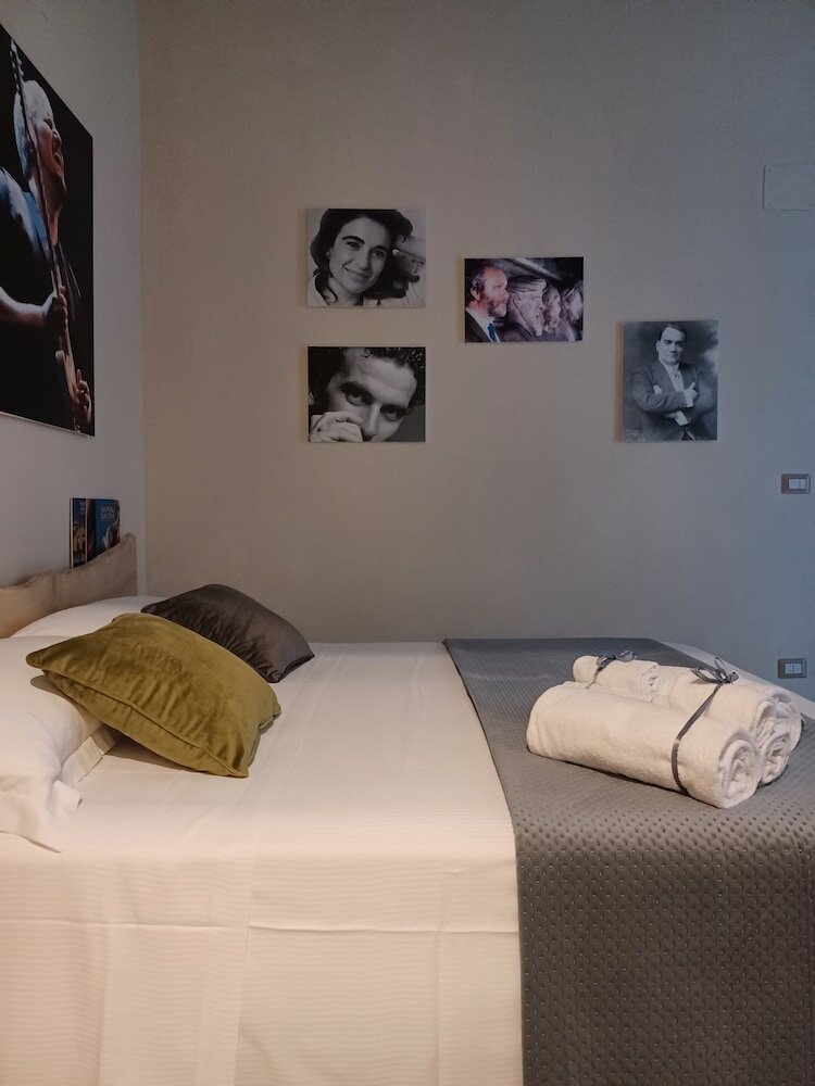 Фото Domus Duomo Bb Napoli