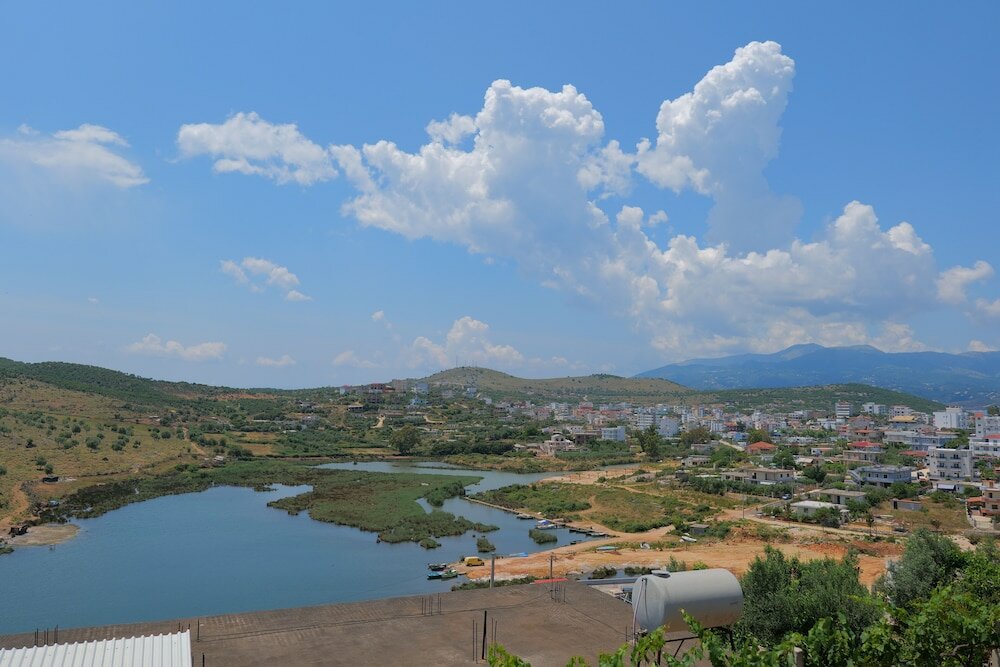 Фото Pellumb Apartments