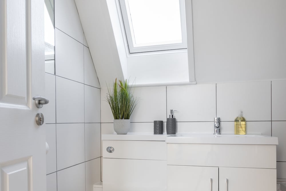 Фото Castle Reach Apartment by Creative Stays