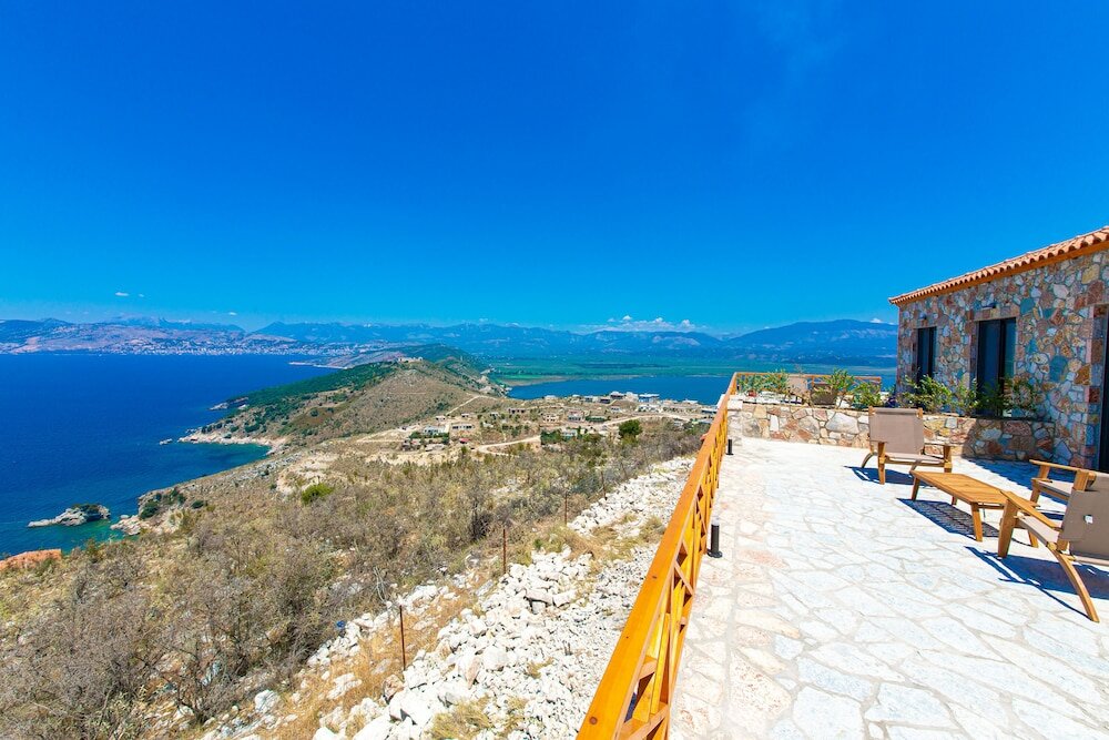 Фото Santa Oliva Suites