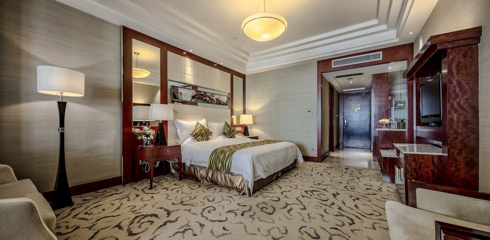 Фото Yungang Jianguo Hotel