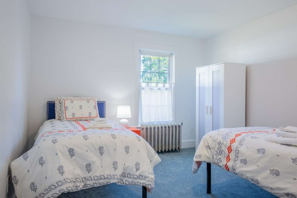 Фото Broom & Board