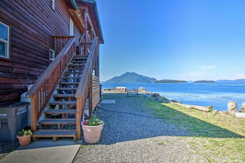 Апартаменты Waterfront Apt w Mtn View, Walk Into Town!
