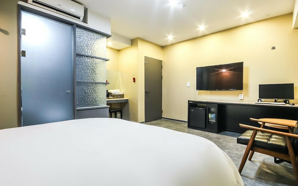 Фото Yeosu Hotel Y