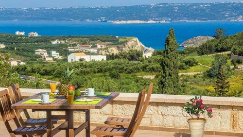 Гостиница Cronos Luxury Stone Villa