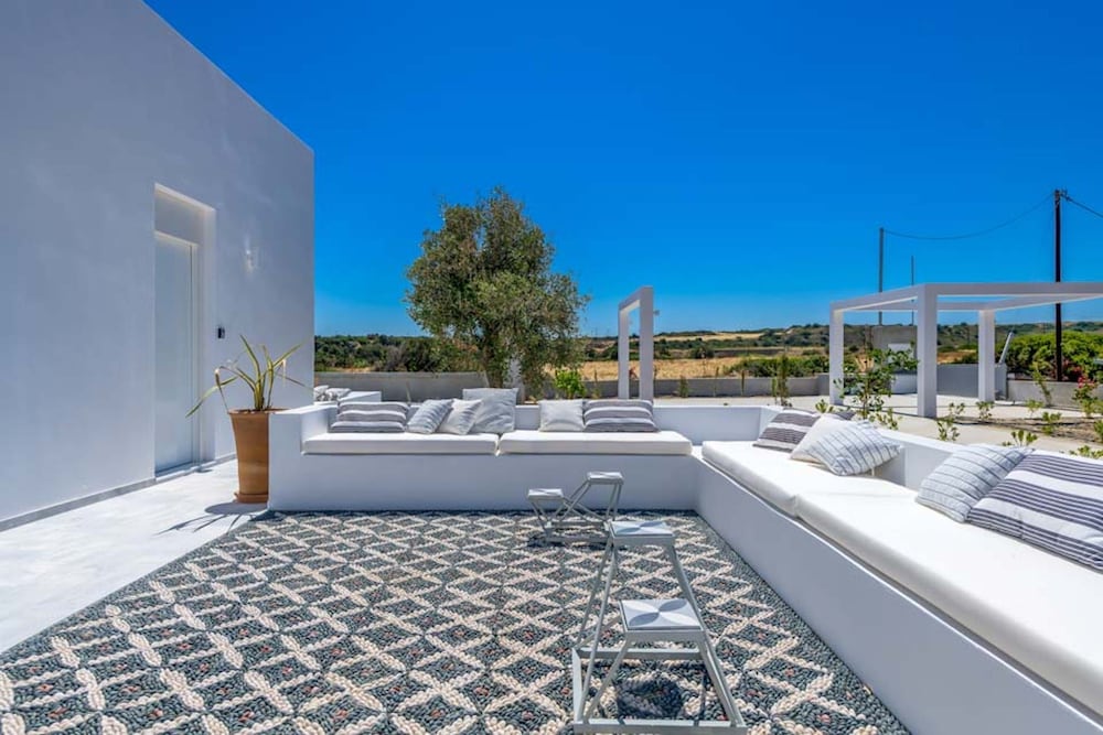 Фото Seashore Villa