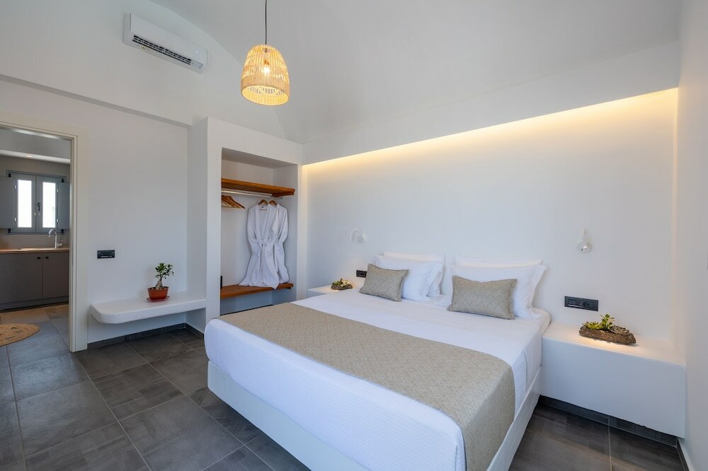 Фото Bonsai Luxury Suites