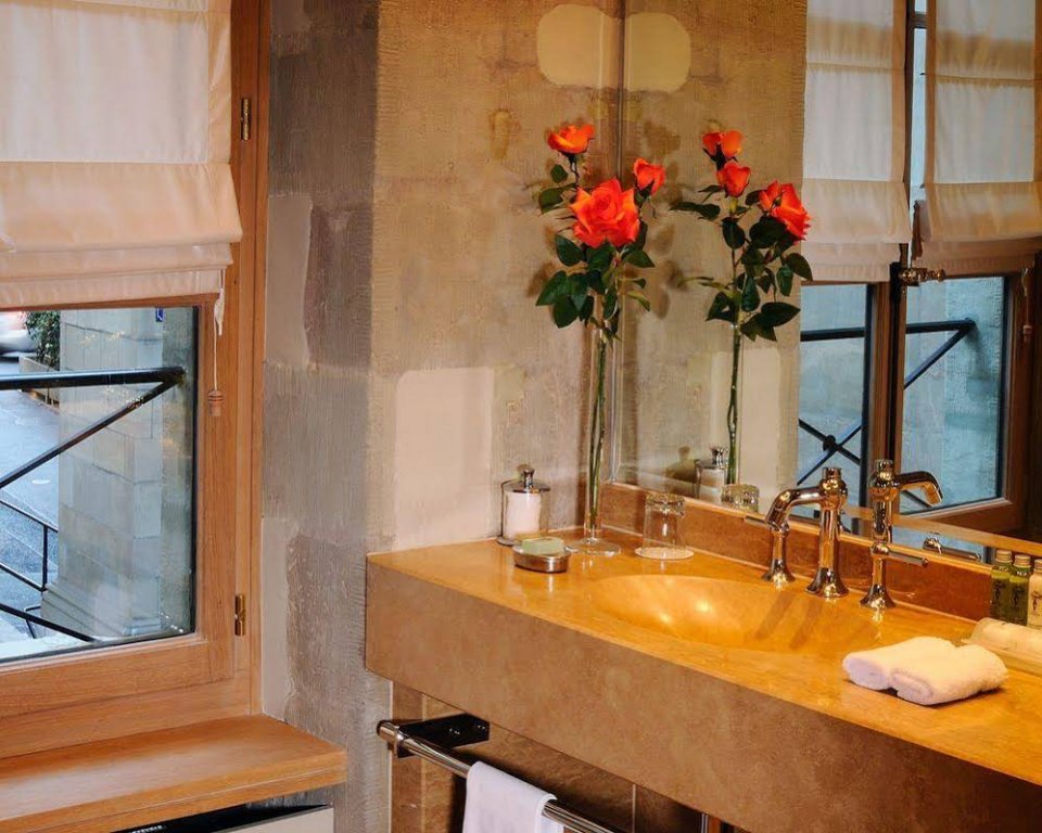 Фото Hôtel Les Armures