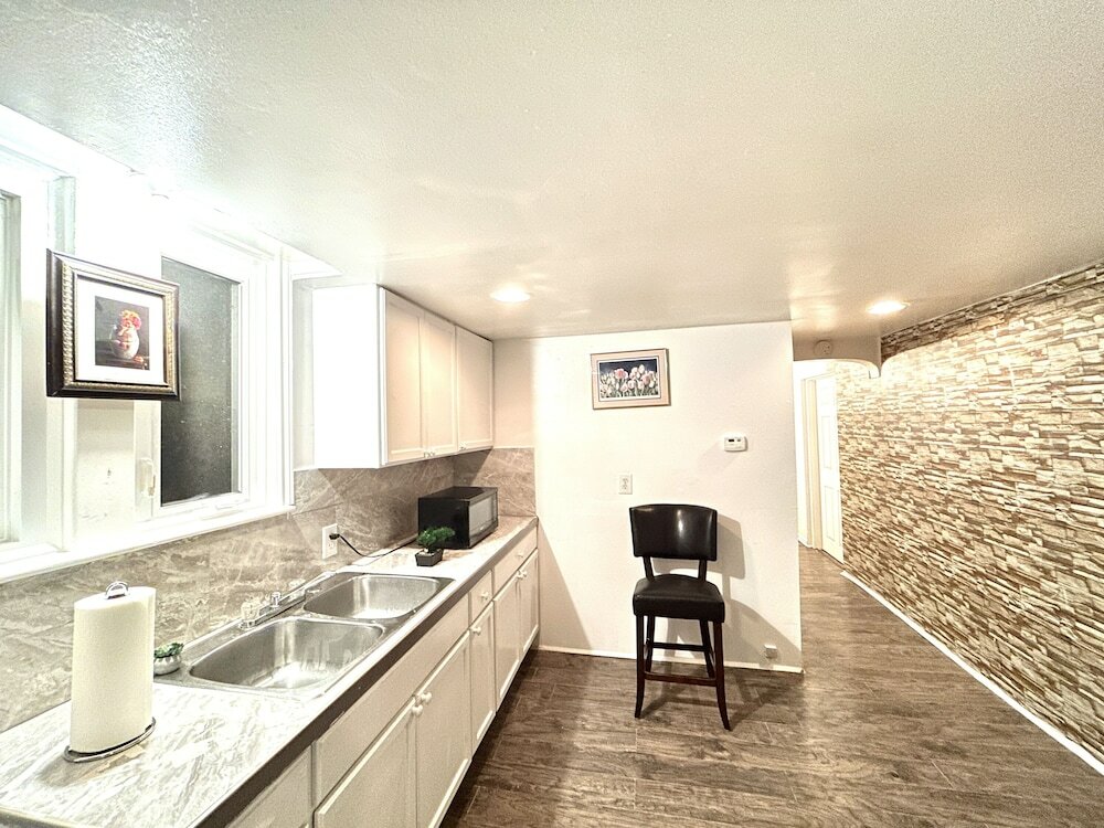 Фото Housing Albert