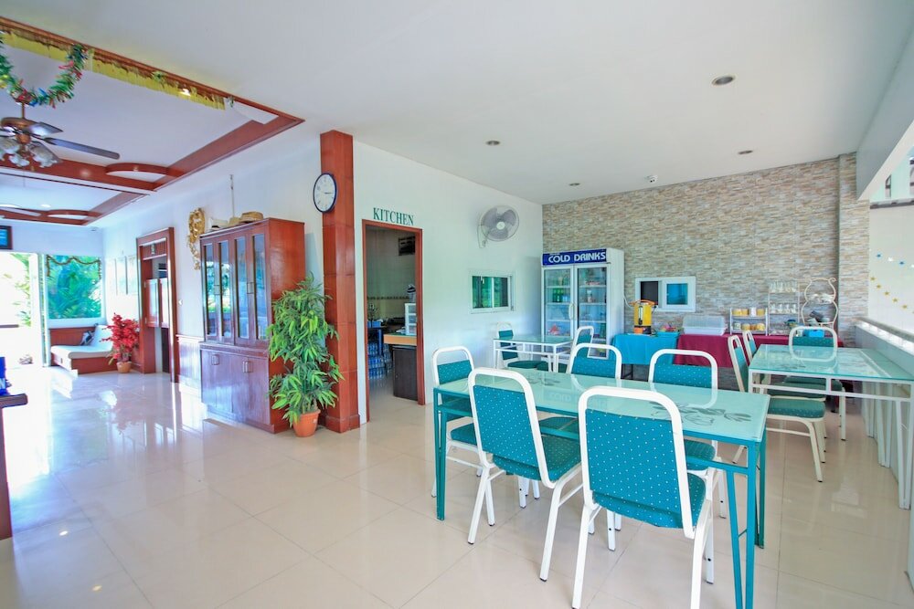 Фото Phuket Airport Sonwa Resort