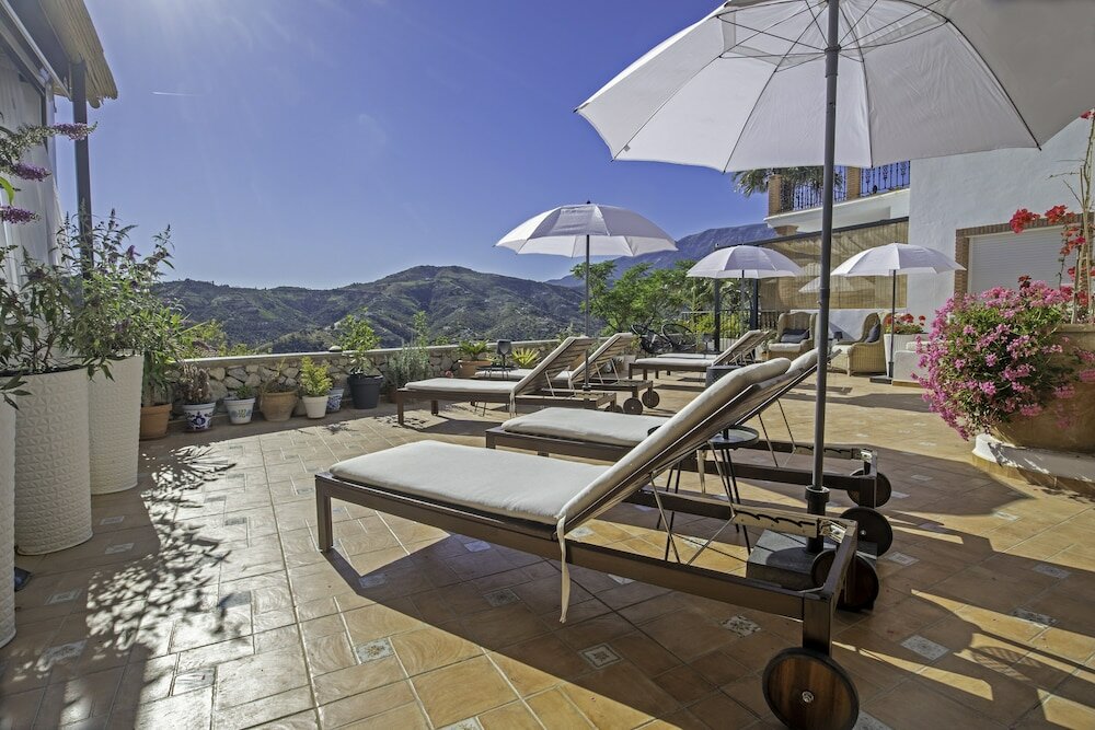 Фото Malaga Hills Double Comfort Boutique & Wellness Hotel -Adults Only