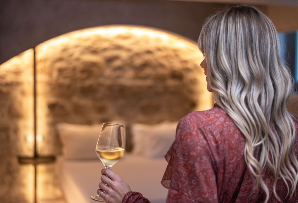 Фото Inotropes Boutique Suites - Adults Only