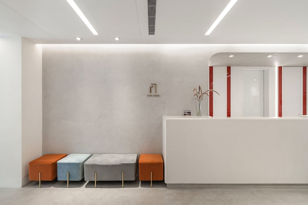 Фото 1li7e Hotel