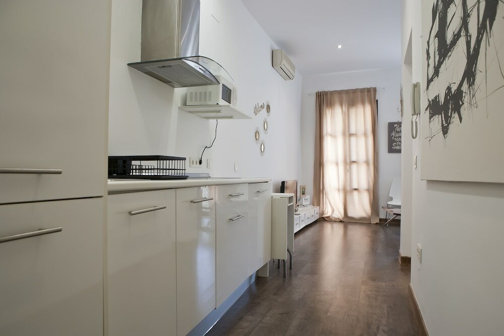 Фото Wish-Suite Juderia de Sevilla Apartment