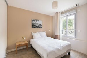 Гостиница Zenao Le Raincy
