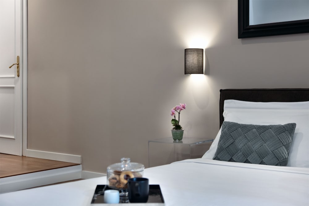 Фото Fellini Design Suites