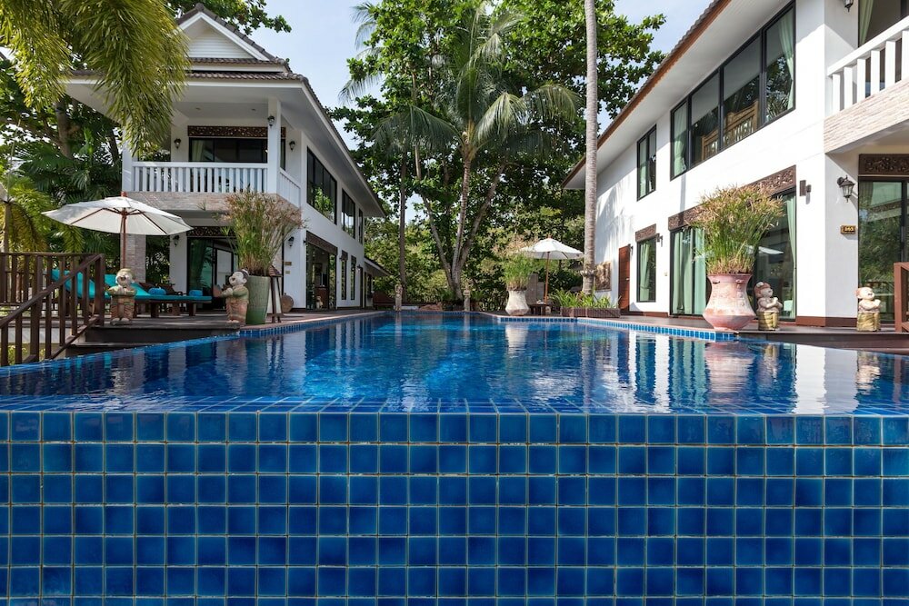 Фото Racha Island Resort by Rayaburi Group