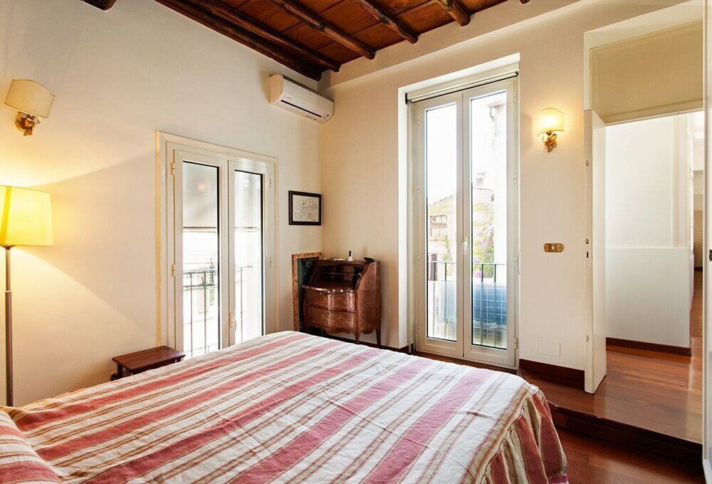 Фото Clock Terrace House - FromHometoRome