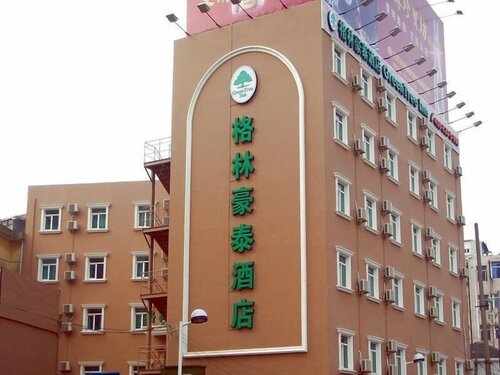 Гостиница Green Tree Inn Zhenjiang Zhongyang Street Rt-mart в Чжэньцзяне