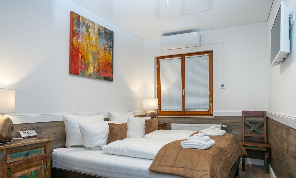 Фото Landgasthaus Kreuz Michelbach