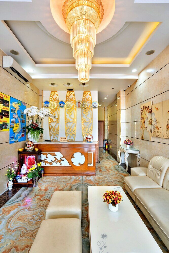 Фото Hanz Luna Hotel