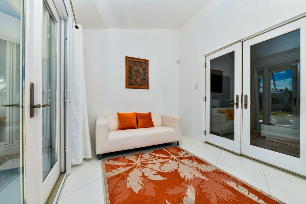 Фото Ocean Front 7-bedroom 7-bath Sunset Views Malmok!