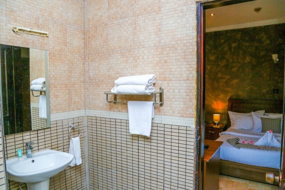 Фото Midindi Hotel