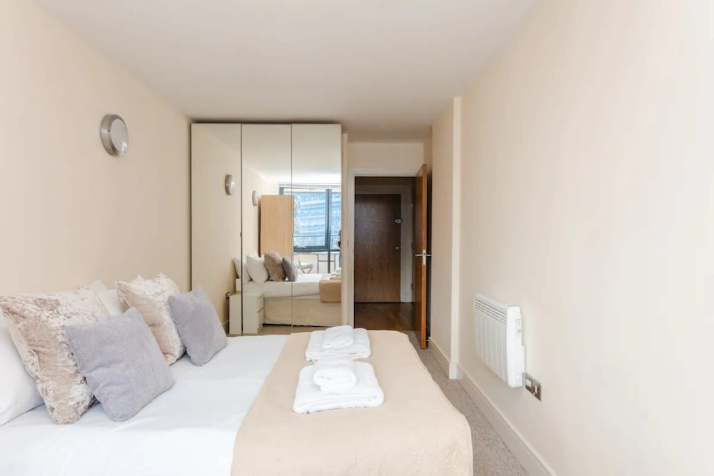 Фото Vivid Apartment in Central London