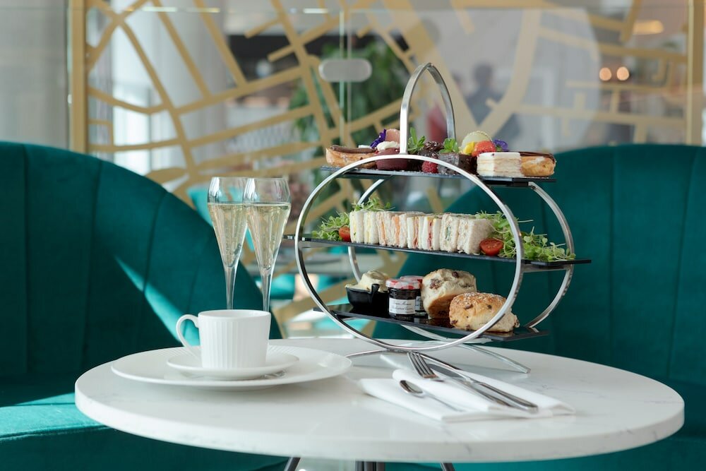 Фото Hilton London Angel Islington