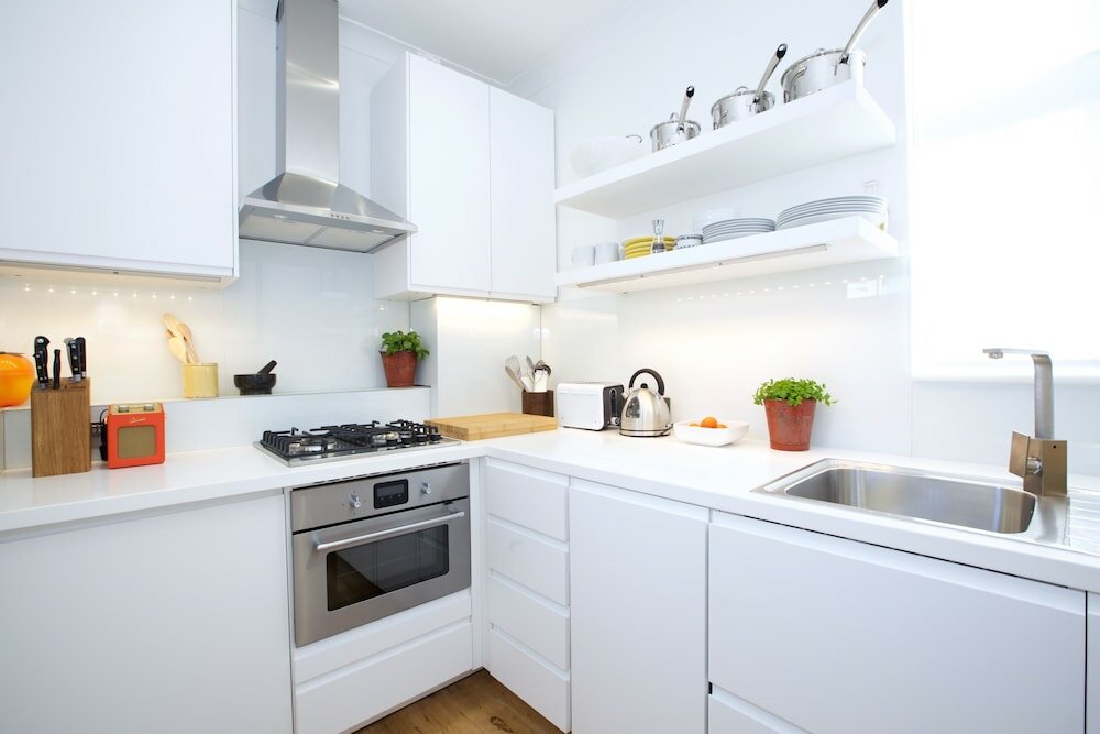 Фото Altido English Retro 2br Apt Near Battersea Park