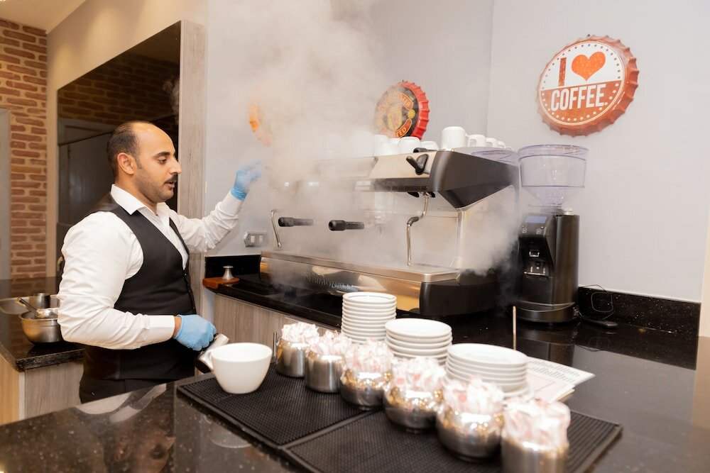 Фото Assiut Cement Hotel