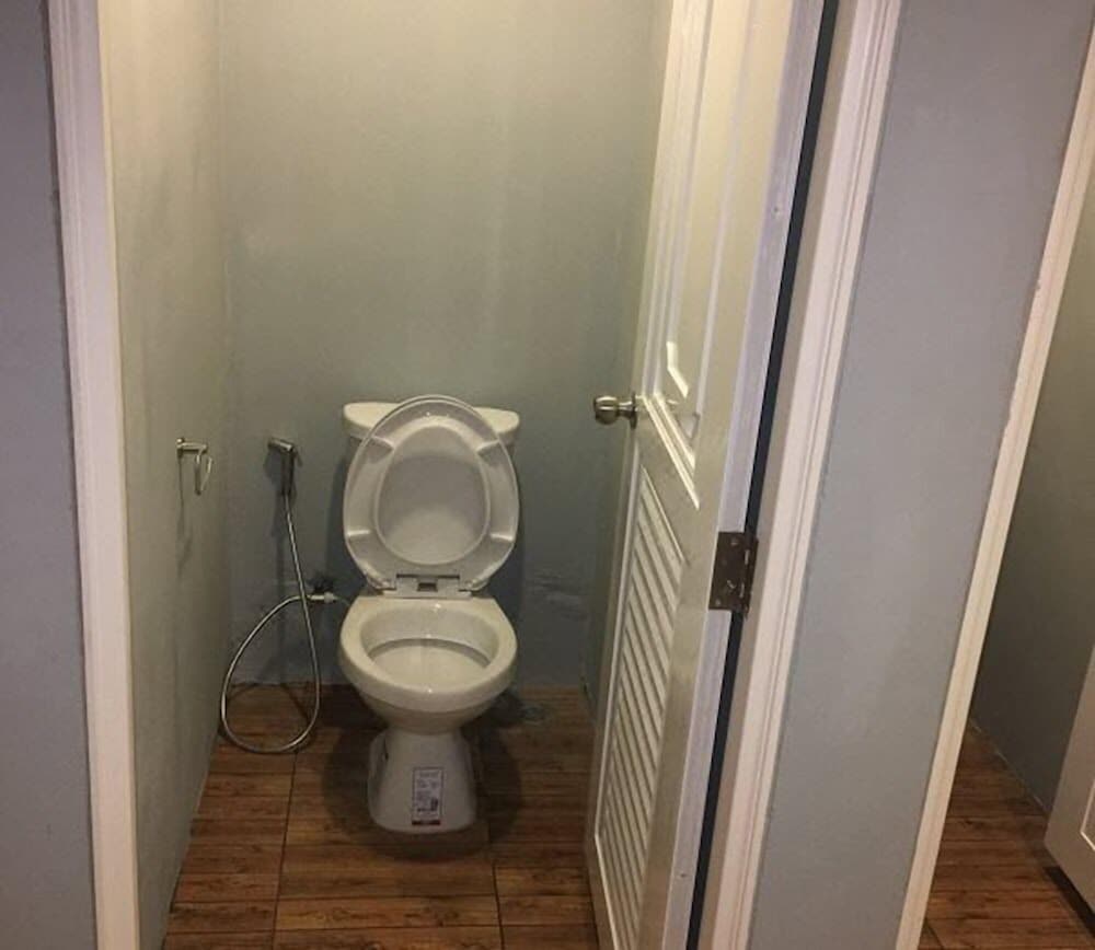 Фото Youth Hostel