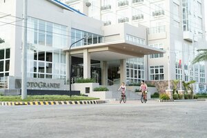 Гостиница Sotogrande Davao Hotel