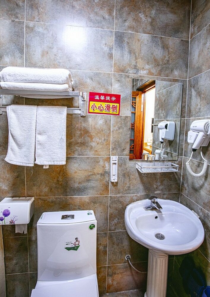 Фото Pingyao Anyin Courtyard