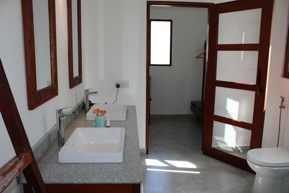 Фото Kivuli Beach Resort Paje