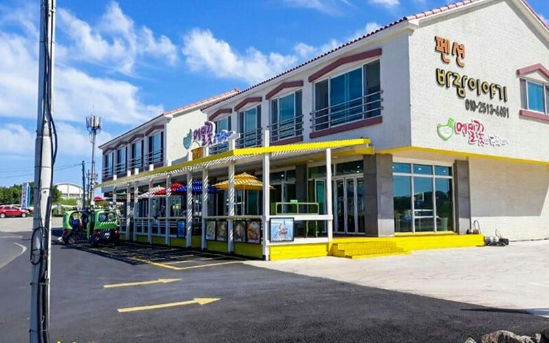 Гостиница Jeju Udo Baram Story Pension