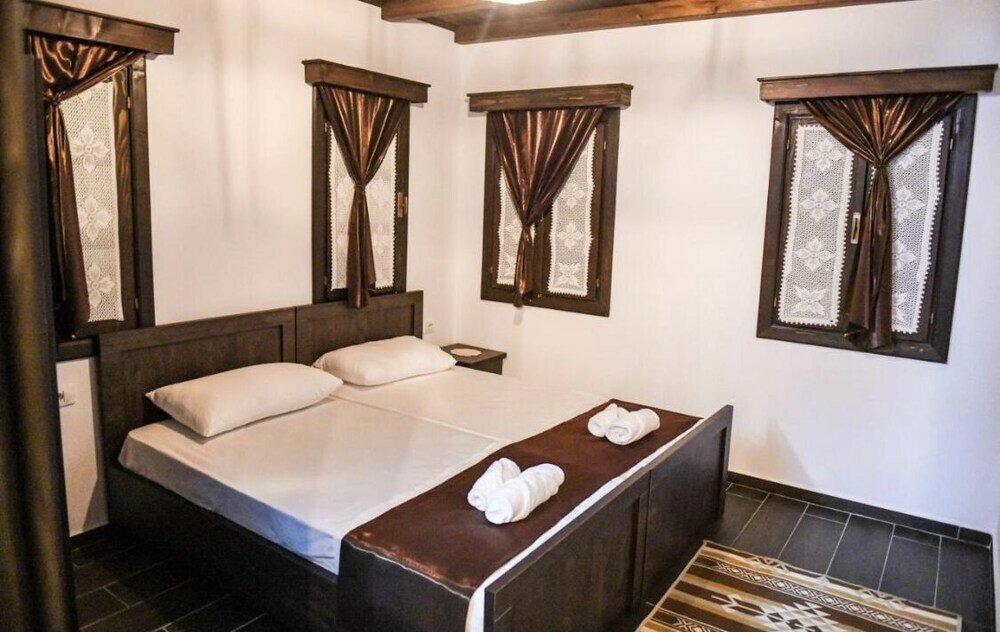 Фото Bujtina Bega