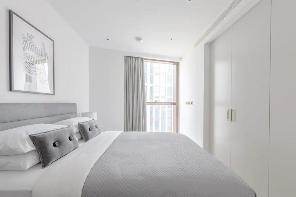 Фото Luxurious 2bd Flat by the River - Vauxhall