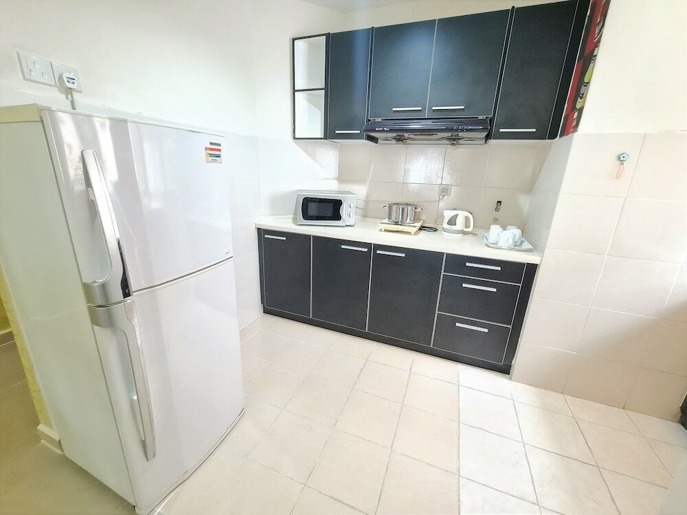 Фото Duta Hotel & Residence by Sarahs Lodge