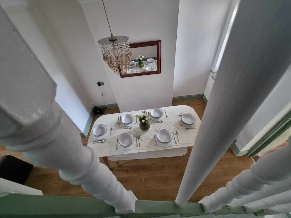 Фото Stylishly Designed House Dartford