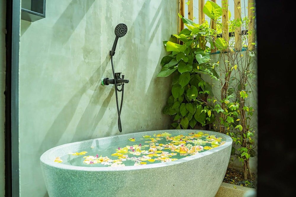 Фото Rainforest Hotel by Nsun