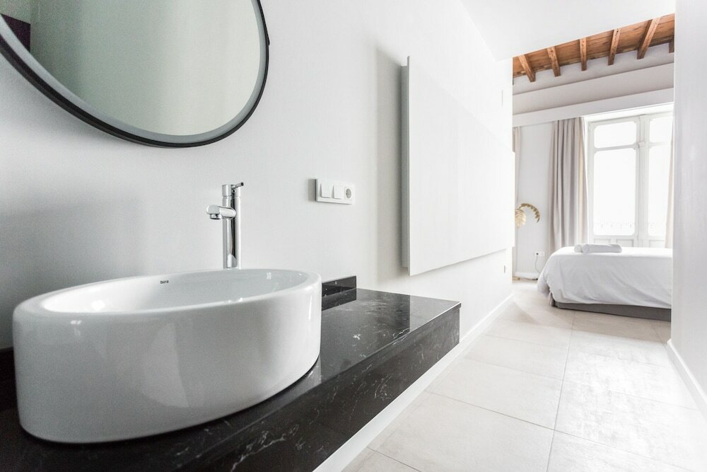 Фото Weys Home Suites