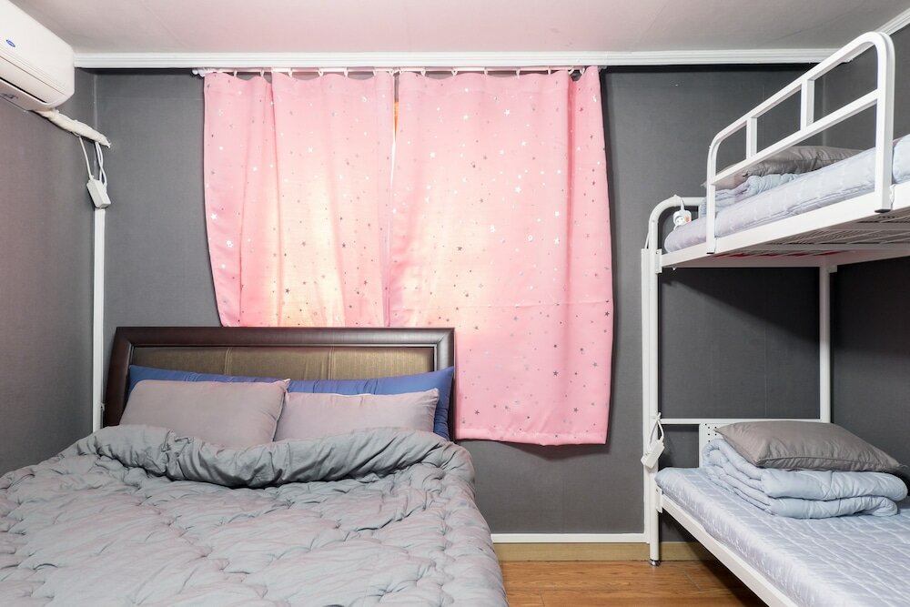 Фото Liz's House - Hostel